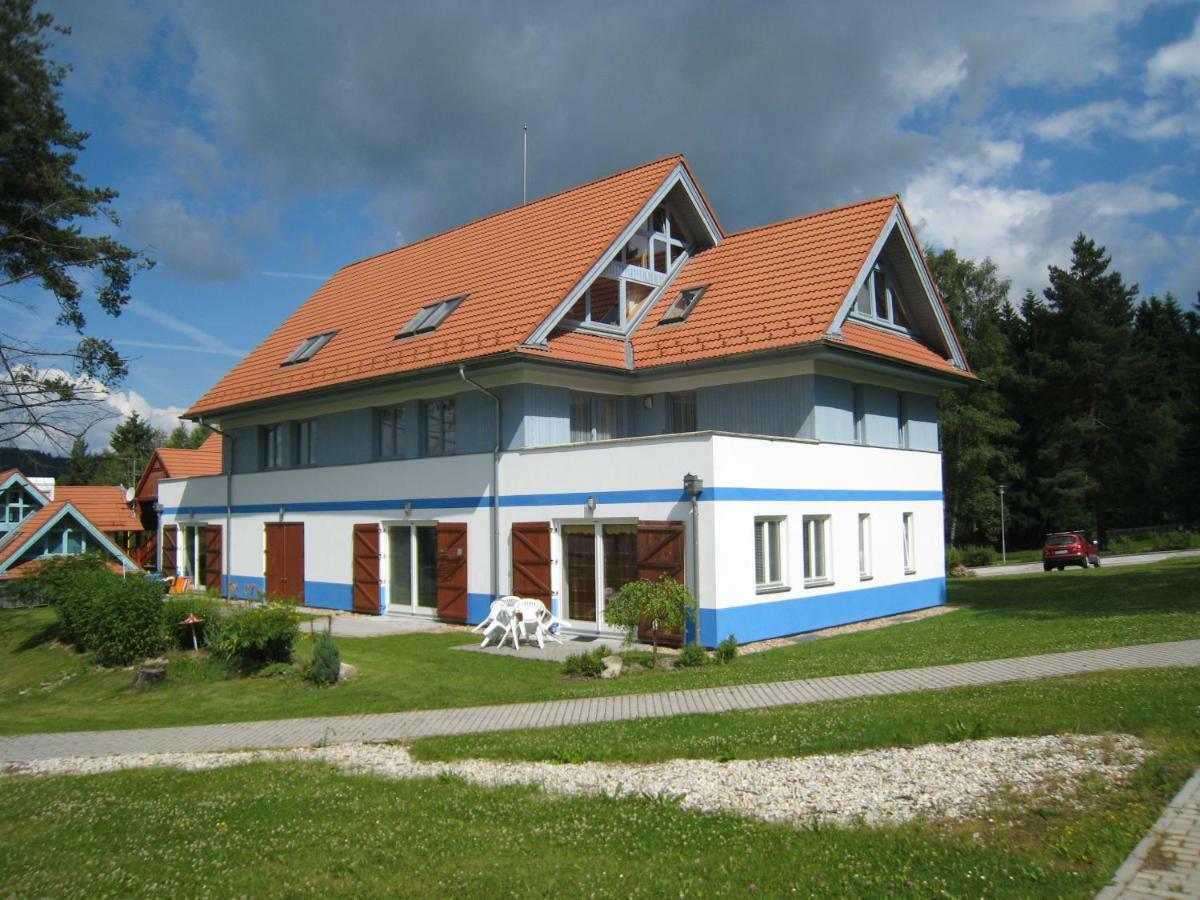 Appartement Apartman Riviera à Lipno nad Vltavou Extérieur photo