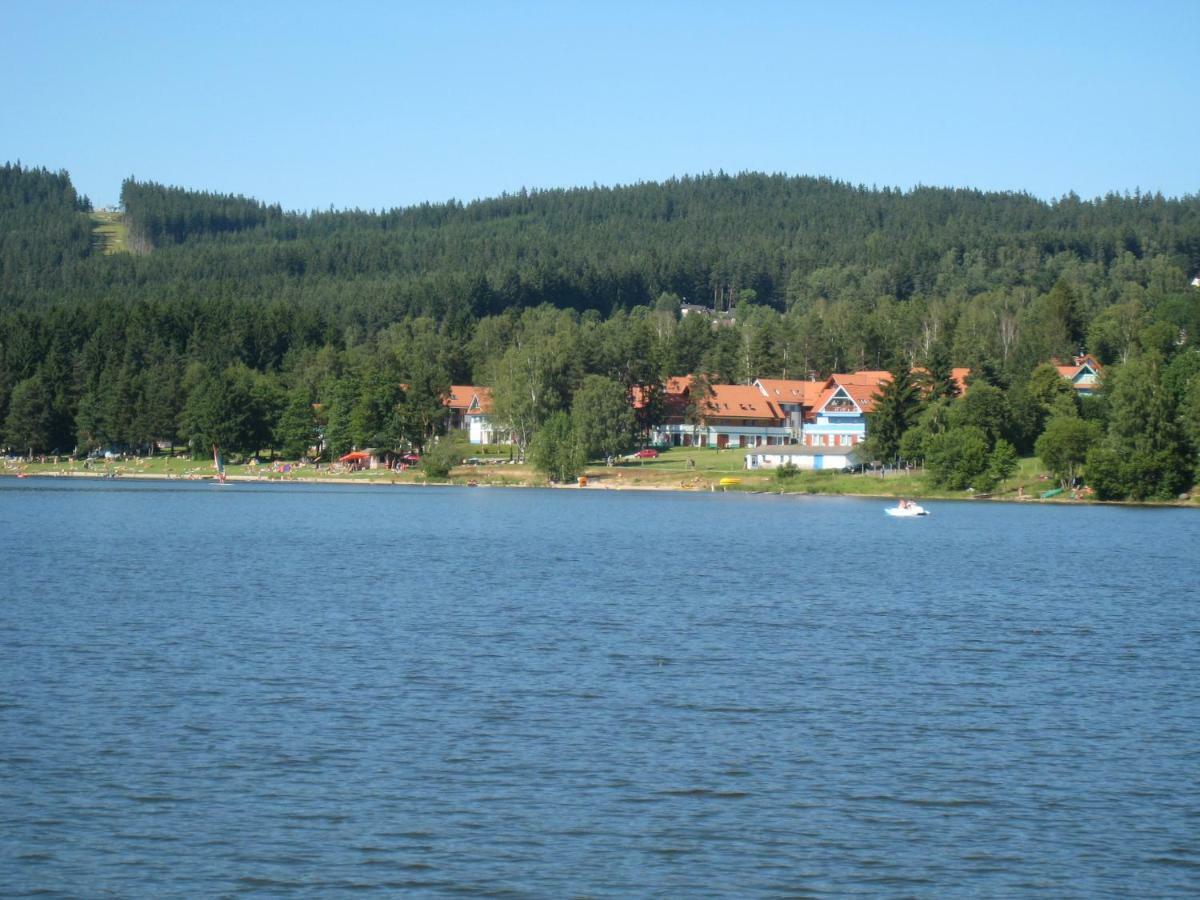 Appartement Apartman Riviera à Lipno nad Vltavou Extérieur photo