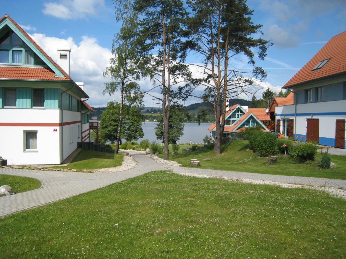 Appartement Apartman Riviera à Lipno nad Vltavou Extérieur photo