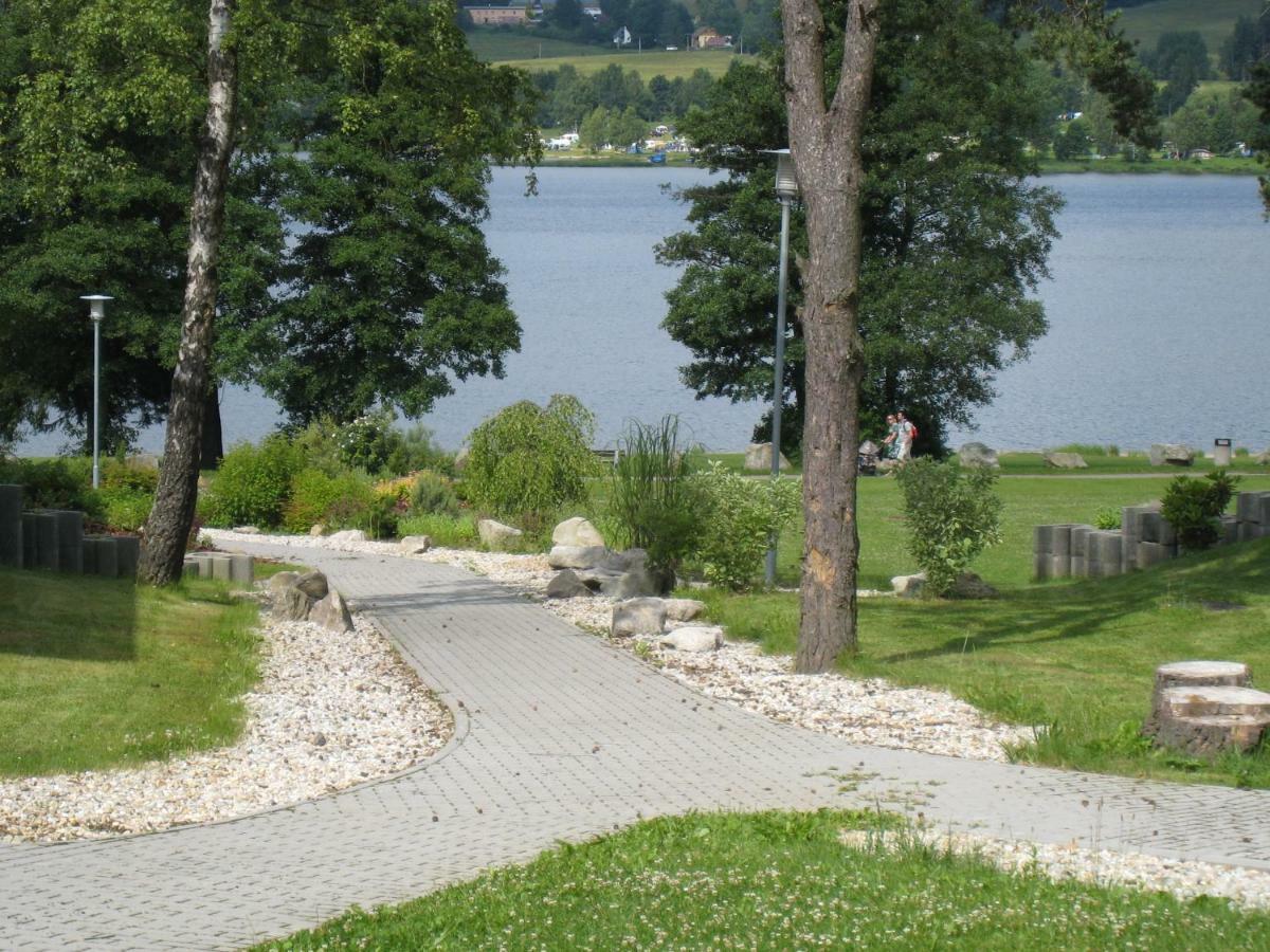 Appartement Apartman Riviera à Lipno nad Vltavou Extérieur photo