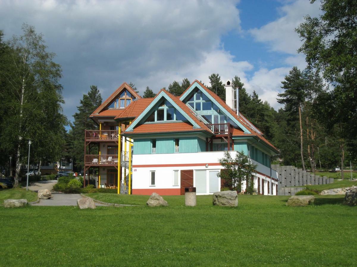 Appartement Apartman Riviera à Lipno nad Vltavou Extérieur photo