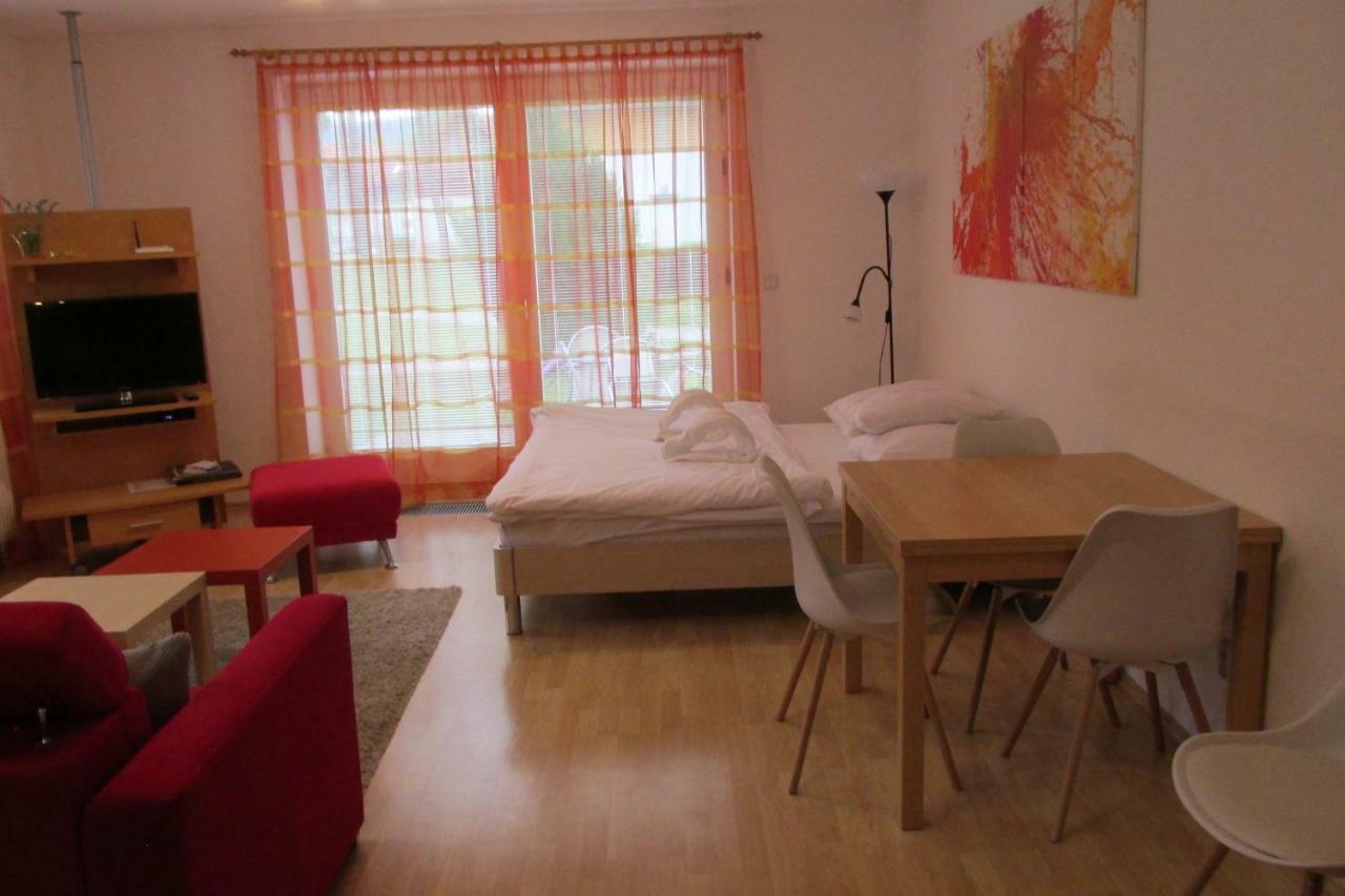 Appartement Apartman Riviera à Lipno nad Vltavou Extérieur photo